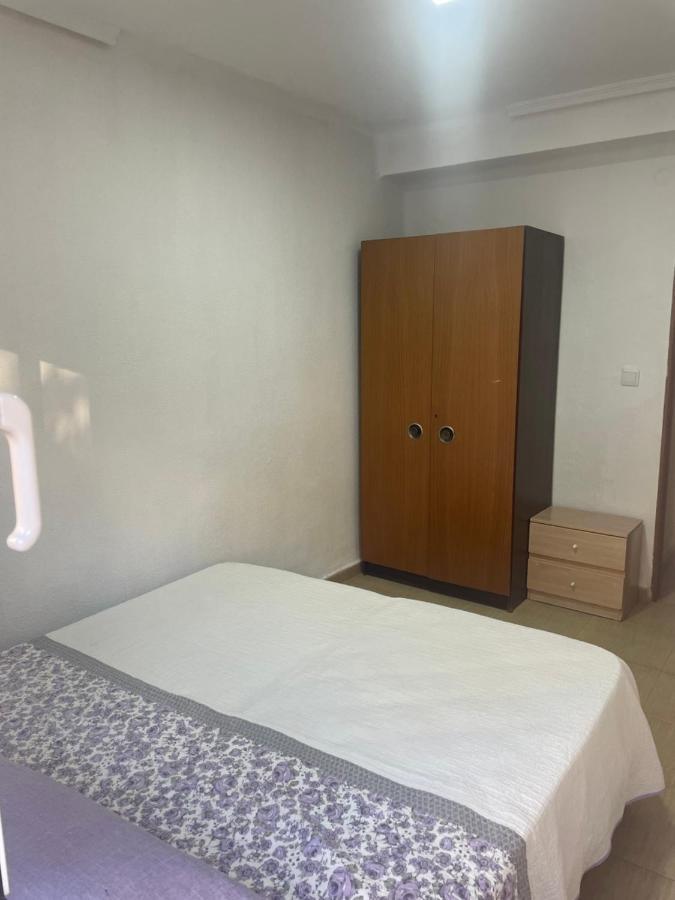 Habitacion Privada Workstay Valencia Exterior photo